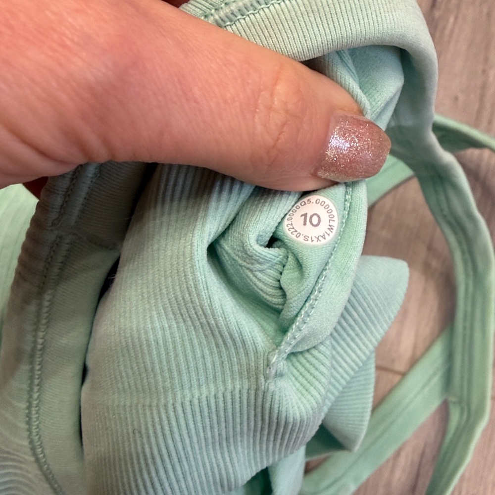 Lululemon Ebb to street tank top newer style turquoise - Picture 3 of 4